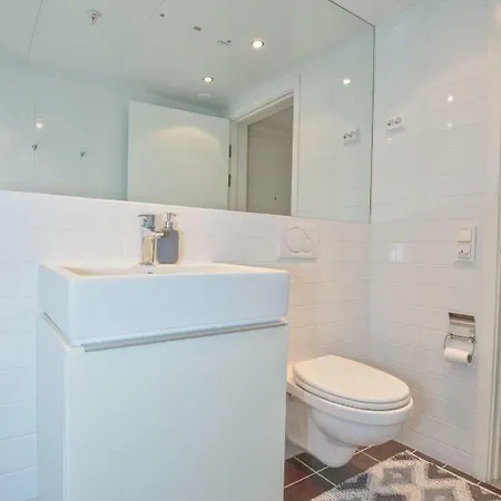 Aker Brygge Guest house *
